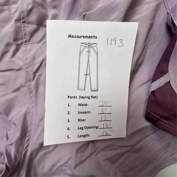 Under Armour Women's Fly By 2.0 Running Shorts Purple Size L - Picture 9 of 9